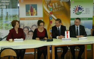 Siła w Grupie - podpisanie um&oacute;w 16.04.2012 r. 6