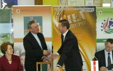 Siła w Grupie - podpisanie um&oacute;w 16.04.2012 r. 8