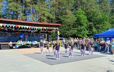 Zakończono modernizację stadionu w Rymaniu - 04.06.2022 r. 12